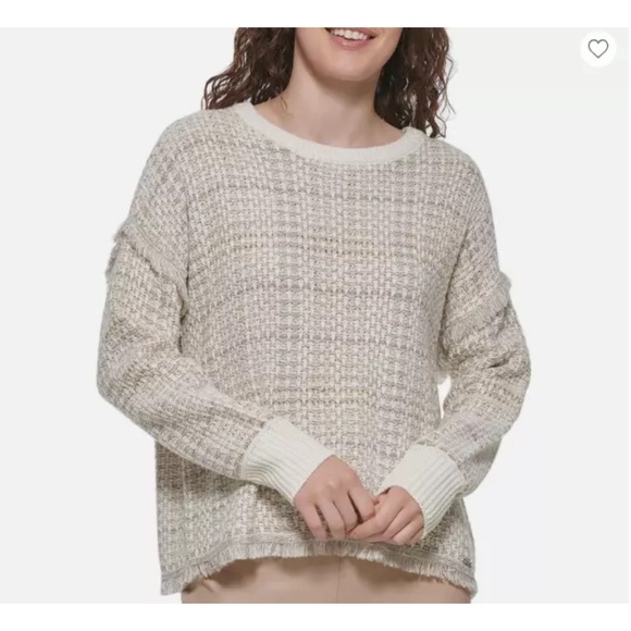 DKNY Women’s Sz Medium Cream Metallic Fringe Loose Fit Pullover Casual Sweater - Picture 5 of 6